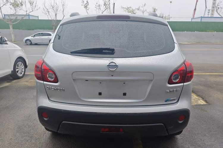 Used Nissan Qashqai 2015 2.0 XL Coolfire CVT 2WD Rear