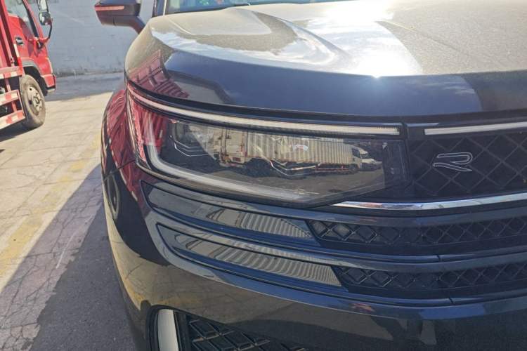 Used Volkswagen Tavendor 2023 380TSI Four-Wheel Drive R-Line First Edition