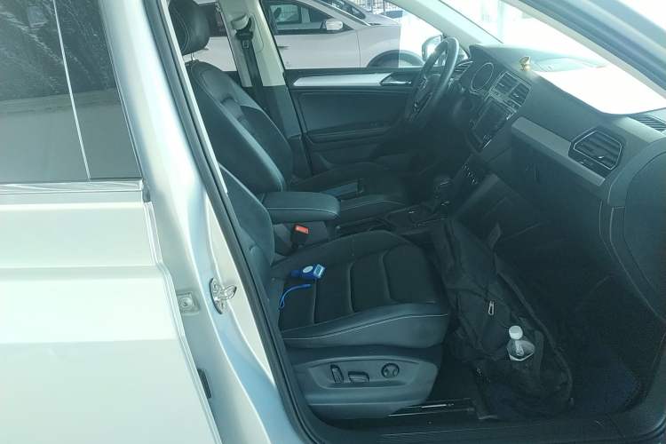 Used Volkswagen Tiguan L 2018 330TSI Automatic Two-Wheel Drive Luxury Edition