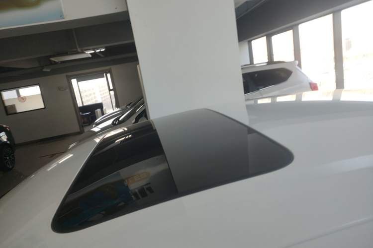 Used CHANGAN NEVO A05 2025 Truly Delicious Version 145 Excellence Edition Roof