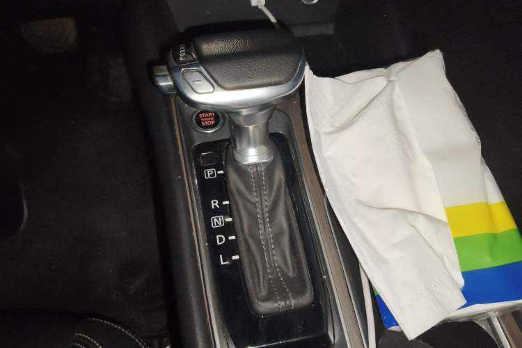 Used Nissan Teana 2021 2.0L XL Comfort Edition Gear Lever