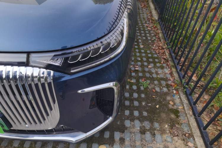 Used VOYAH Dream 2025 PHEV Four-Wheel-Drive Flagship Kunpeng Edition