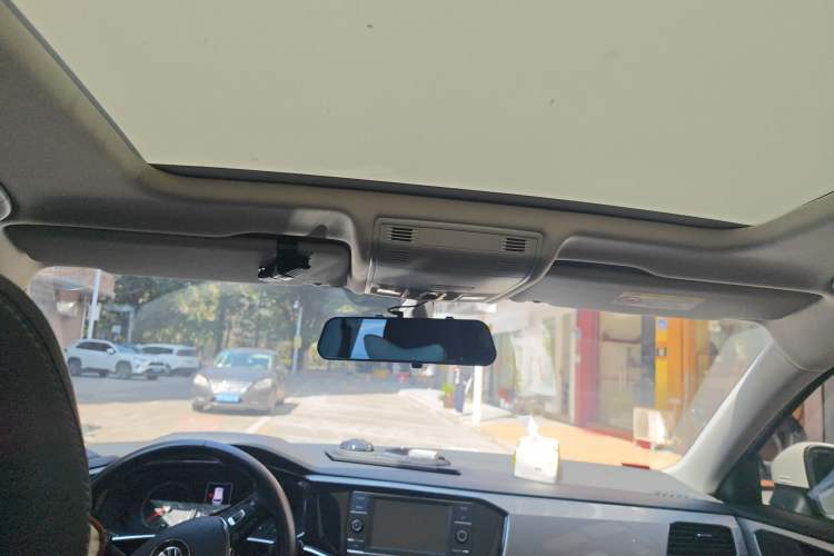 Used Volkswagen Tayron 2019 330TSI Two-Wheel Drive Luxury Model China VI Standard