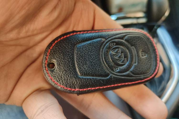 Used Buick GL6 2019 18T 6-Seater Connected Luxury Version China VI Standard Vehicle Key