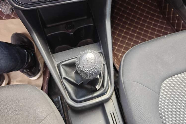 Used Volkswagen Jetta 2017 1.4L Manual Fashion Edition