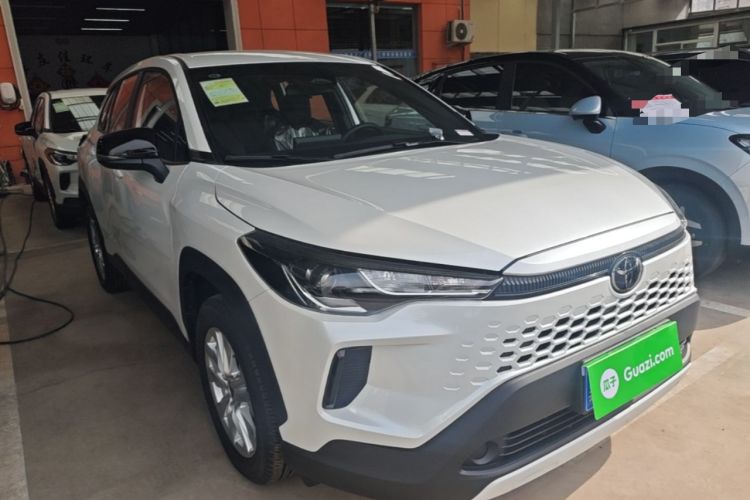 Used Toyota Corolla Cross 2026 Model 2.0L Smart Electric Hybrid Dual-Engine Pioneer Edition
