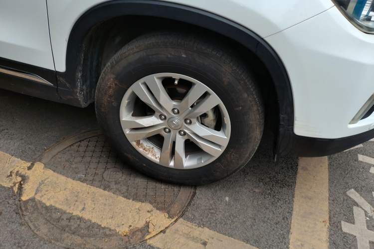 Used CHANGAN CS75 2017 Shangku Edition 1.5T Manual ZhiXiang Model
