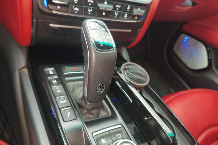 Used Maserati President 2013 3.0T Standard Model
