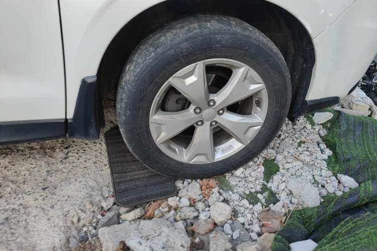 Used Subaru Forester 2013 2.0i Automatic Luxury Navigation Edition
