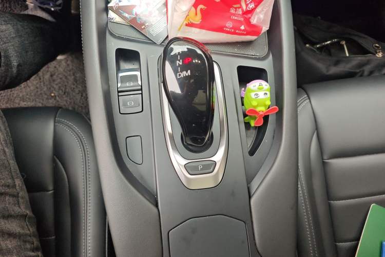 Used Haval F7 2019 1.5T Two-Wheel-Drive i-Type China VI Standard Gear Lever