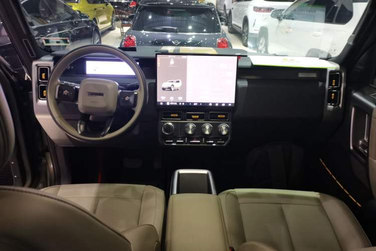 Used iCAR V23 2025 501 Four-Wheel Drive Intelligent Driving Version