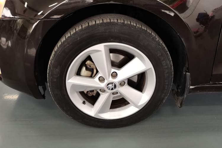 Used Skoda Octavia 2015 1.6L Automatic Yijie Edition
