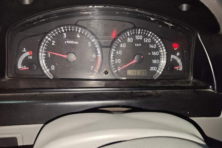 Used FAW Xiali N5 2011 1.0L Manual Standard Edition
