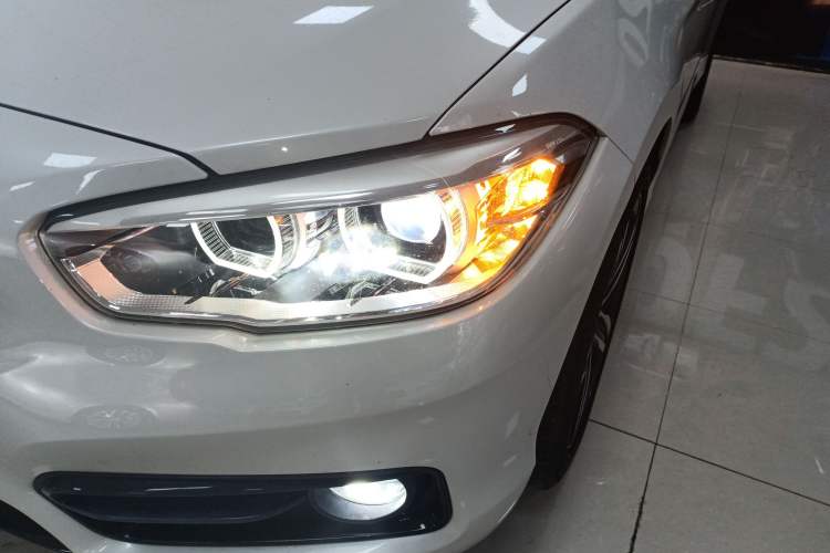 Used BMW 1 Series 2018 118i Sport Design Package