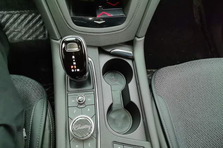 Used Cadillac XT6 2020 28T Six-Seater Four-Wheel-Drive Luxury Version
