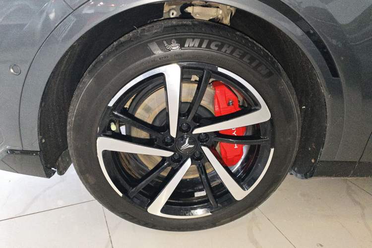 Used VOYAH FREE 2025 318 318 km Rear-Drive Touring Edition Exterior 4