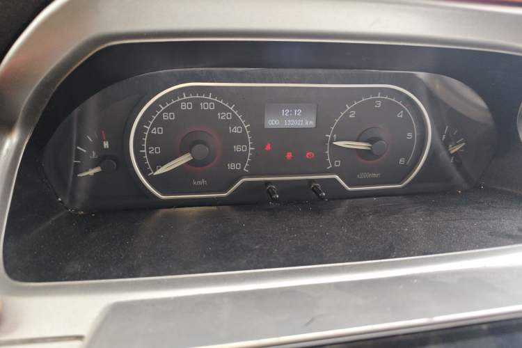 Used SAIC MAXUS Xintu V80 
