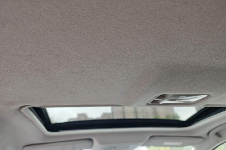 Used Nissan Tiida 2011 1.6T Manual Xuan Dong Edition