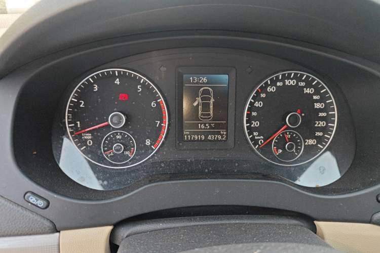 Used Volkswagen Sagitar 2014 Revised Version 1.4TSI Manual Luxury Edition