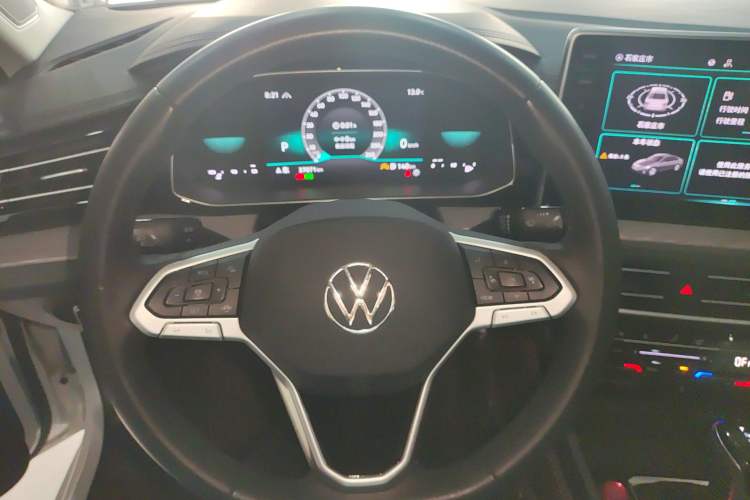 Used Volkswagen Sagitar 2023 200TSI DSG Excellence Edition Steering Wheel