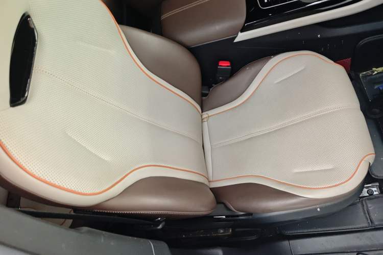 Used BYD Qin PLUS 2023 Champion Edition DM-i 120KM Leading Model
