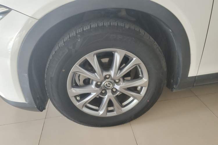 Used Mazda CX-4 2018 2.0L Automatic Two-Wheel Drive Blue Sky Premium Upgrade Version China V Standard Left Front Wheel Hub