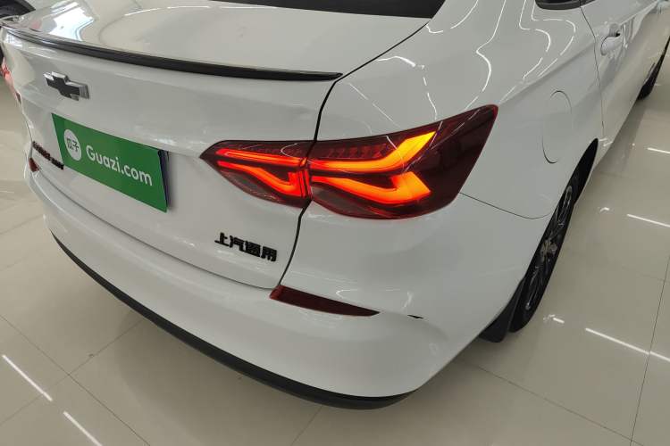 Used Chevrolet Monza 2020 Light Hybrid Redline 320T Dual-Clutch Joyful Edition Right Rear Taillight