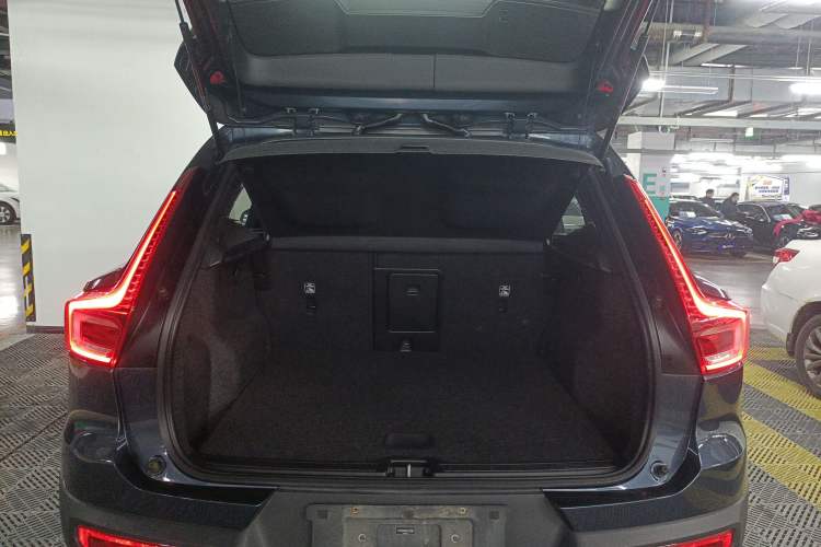 Used Volvo XC40 2021 T4 4x4 SmartDrive Fashion Edition