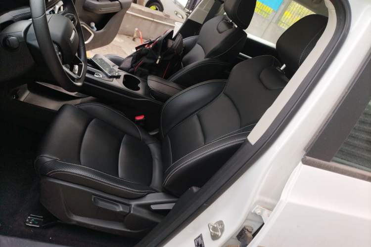 Used Radar King Kong 2025 460 km All-Wheel Drive Long-Box Version – Mighty King Kong Left Front Seat