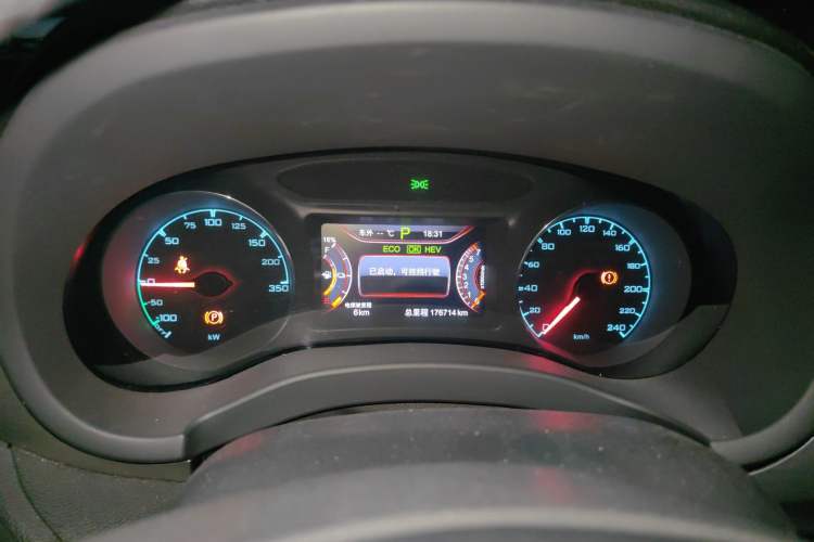 Used BYD Song New Energy 2017 Song DM 1.5TID All-Wheel Drive Luxury Model Instrument Cluster