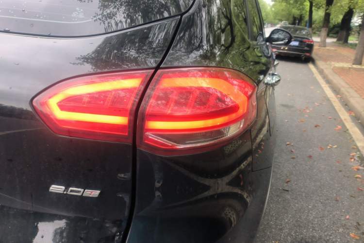 Used Leopaard CS10 2017 2.0T Manual Excellence Edition
