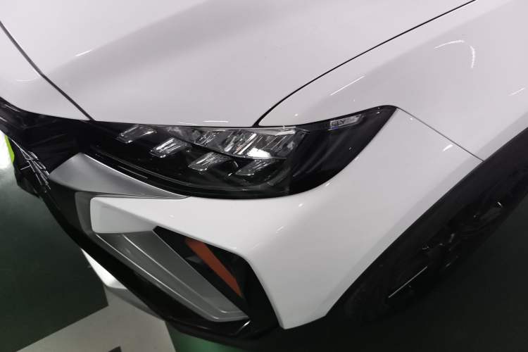 Used Geely Auto Emgrand X7 Sport 2022 Boyue X 1.8TD DCT ZhiZun Edition