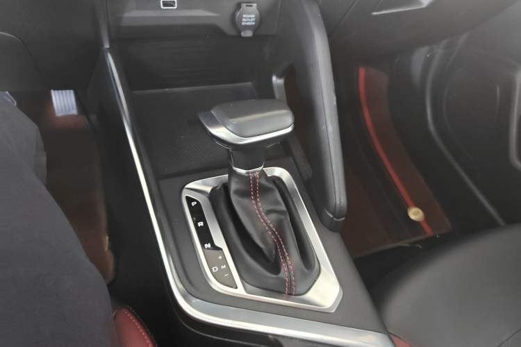 Used Geely Auto Vision X3 2021 PRO 1.5L CVT Deluxe Model
