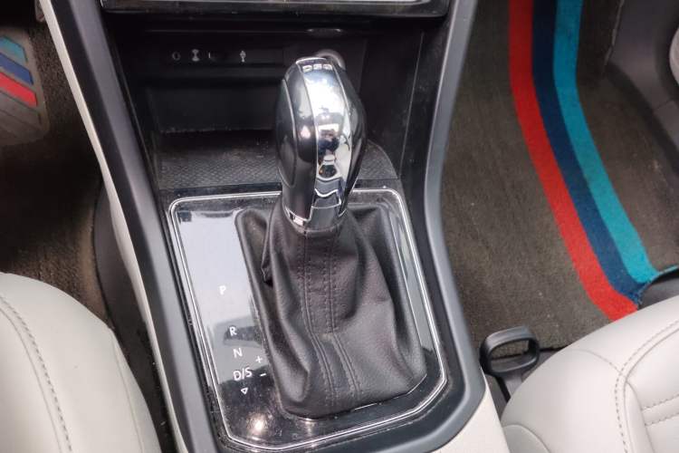 Used Volkswagen Touran 2018 Volkswagen Touran L 280TSI DSG Comfort Edition 7 Seats China V Emission Standard