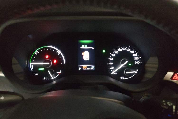 Used Toyota Granvia 2022 2.5L Hybrid Prestige Edition Instrument Cluster