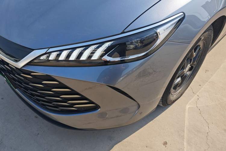 Used BYD Qin PLUS 2025 DM-i Smart Drive 55KM Leading Model
