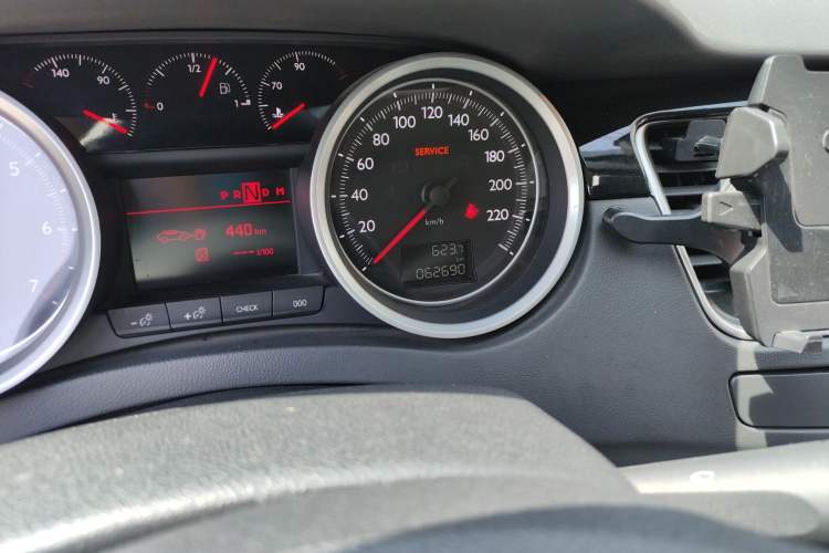 Used Peugeot 508 2013 2.0L 2nd Anniversary Edition with Automatic Sunroof – Classic Version
