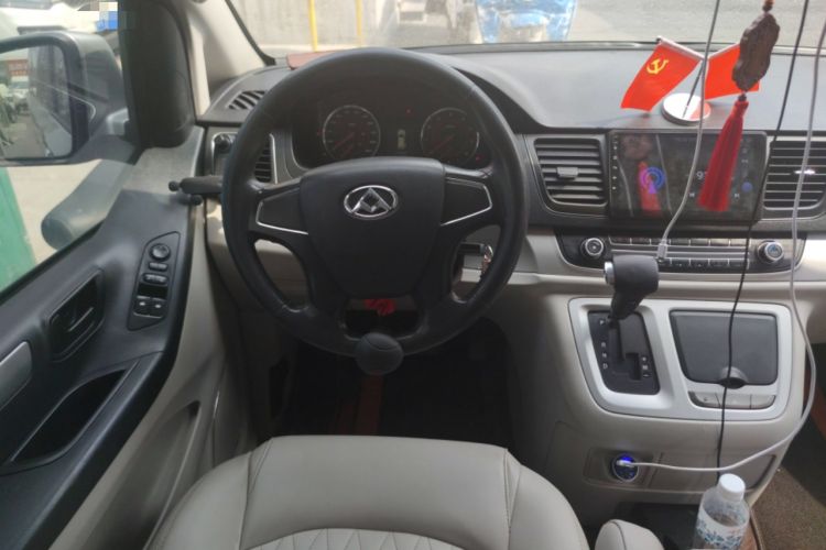 Used SAIC MAXUS G10 2014 2.0T Automatic Elite Edition