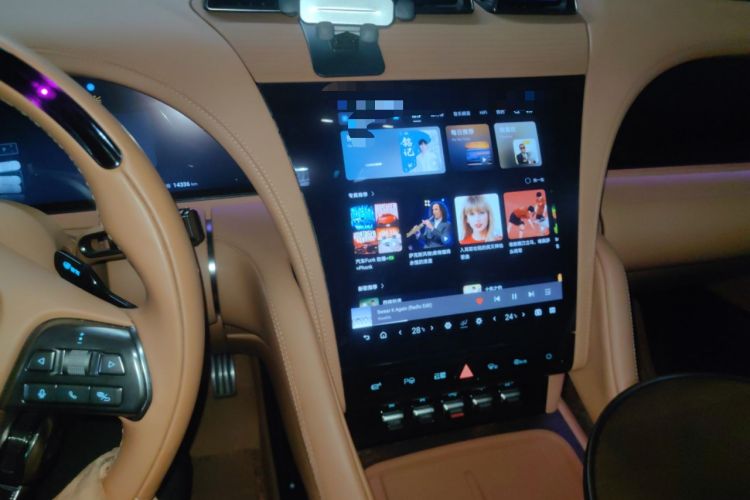 Used Yangwang U8 2023 Luxury Edition
