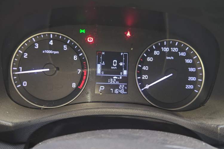 Used Hyundai ix25 2015 1.6L Automatic Two-Wheel Drive Smart GLS Trim Instrument Cluster