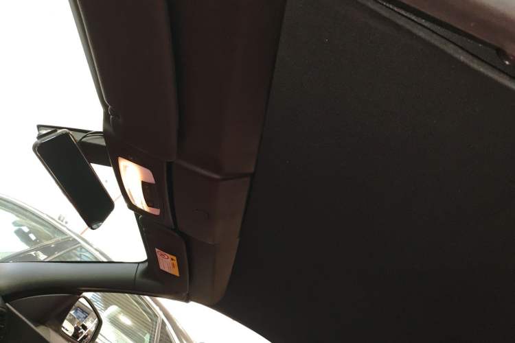 Used BMW 2 Series 2018 220i Convertible Coupe Sports Design Package