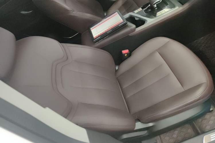 Used JETOUR X90 PLUS 2024 1.6TD DCT Villa PRO 7-Seater
