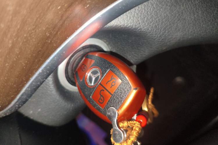 Used Mercedes-Benz V-Class 2021 V 260 L Long-wheelbase Luxury Edition Vehicle Key