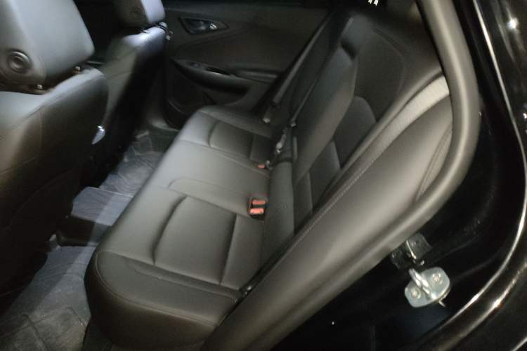 Used Chevrolet Malibu XL 2022 535T Automatic RuiLian Edition Left Rear Seat