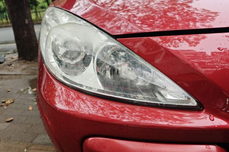 Used Peugeot 307 2012 1.6L Manual CROSS Right Front Headlight