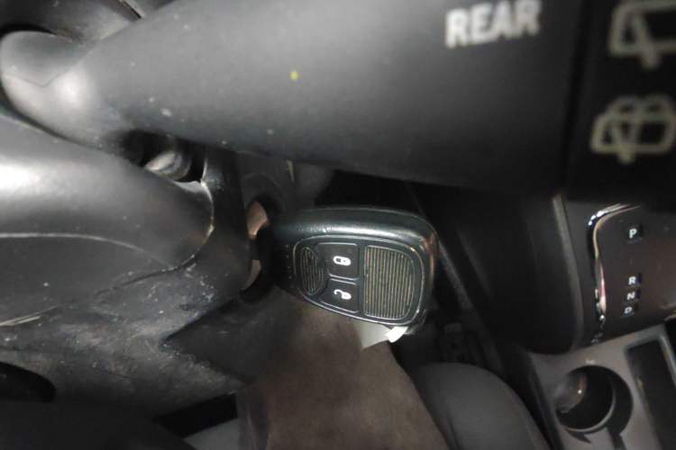 Used Jeep Compass 2013 2.4L four-wheel-drive sport version