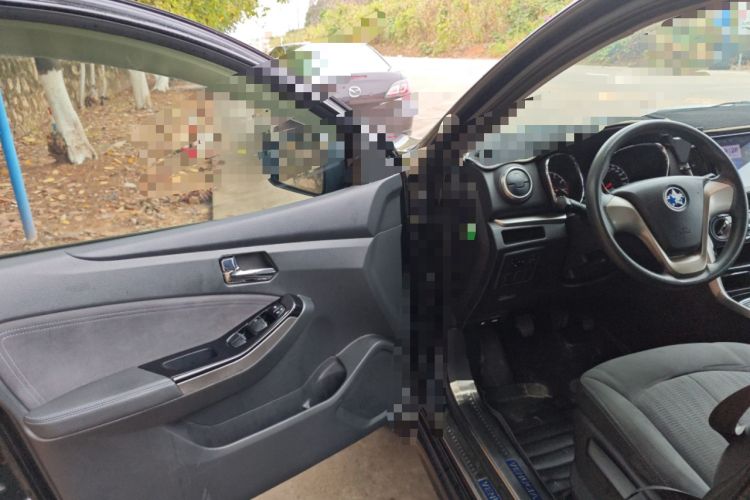 Used Venucia T70 2016 1.6L Manual Ruixing Edition