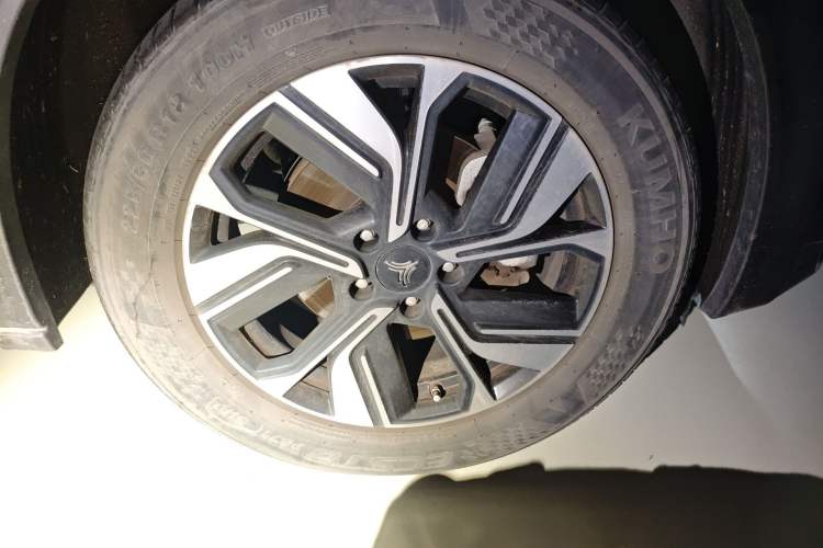 Used NETA U 2022 Zhi400 Pro Ternary Lithium
