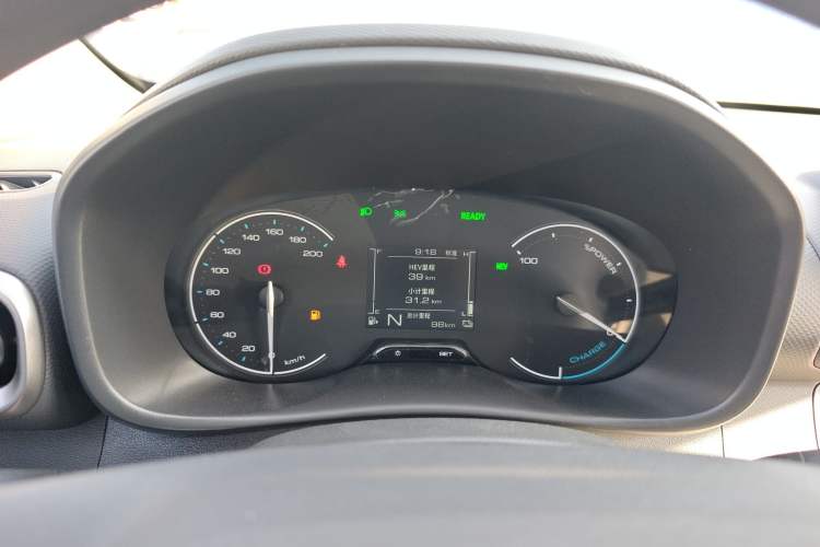 Used Wuling Hongguang New Energy 2025 Extended-Range Hybrid 50 km Standard Version
