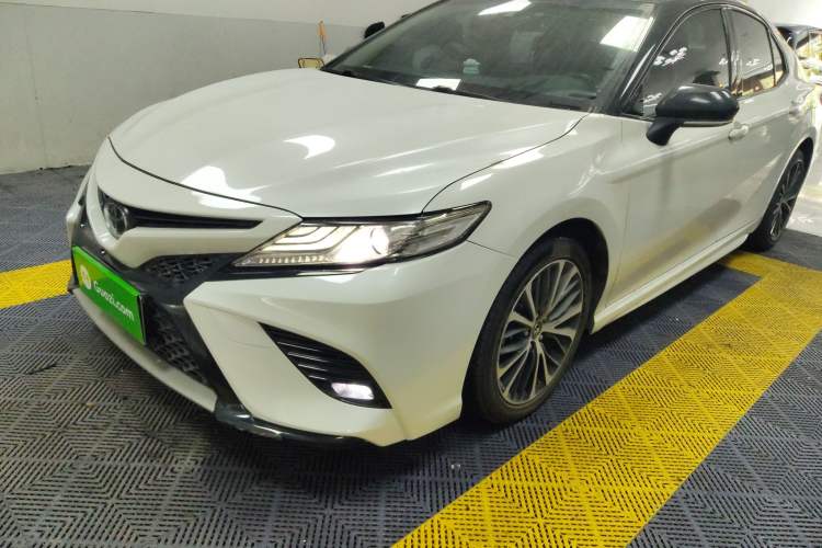 Used Toyota Camry 2019 2.5S FENGSHANG Version China VI Standard